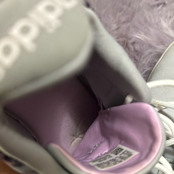 Adidas Cloudfoam Shoes - Picture 8 of 9